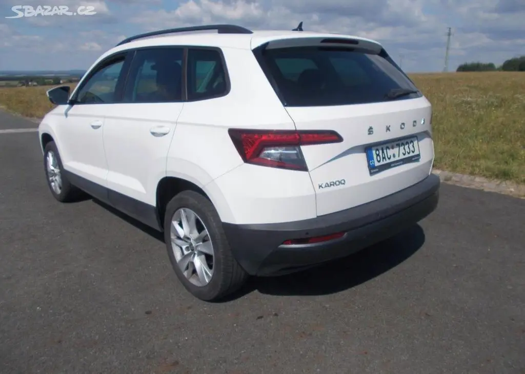 Škoda Karoq 1,5 TSI 110 KW 1 maj koup ČR benzín - fotka 3