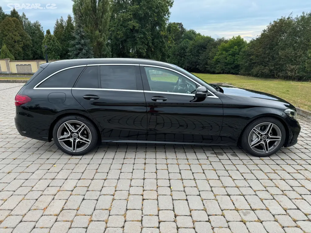 Mercedes-Benz C 220d 9G AMG paket DPH - fotka 5