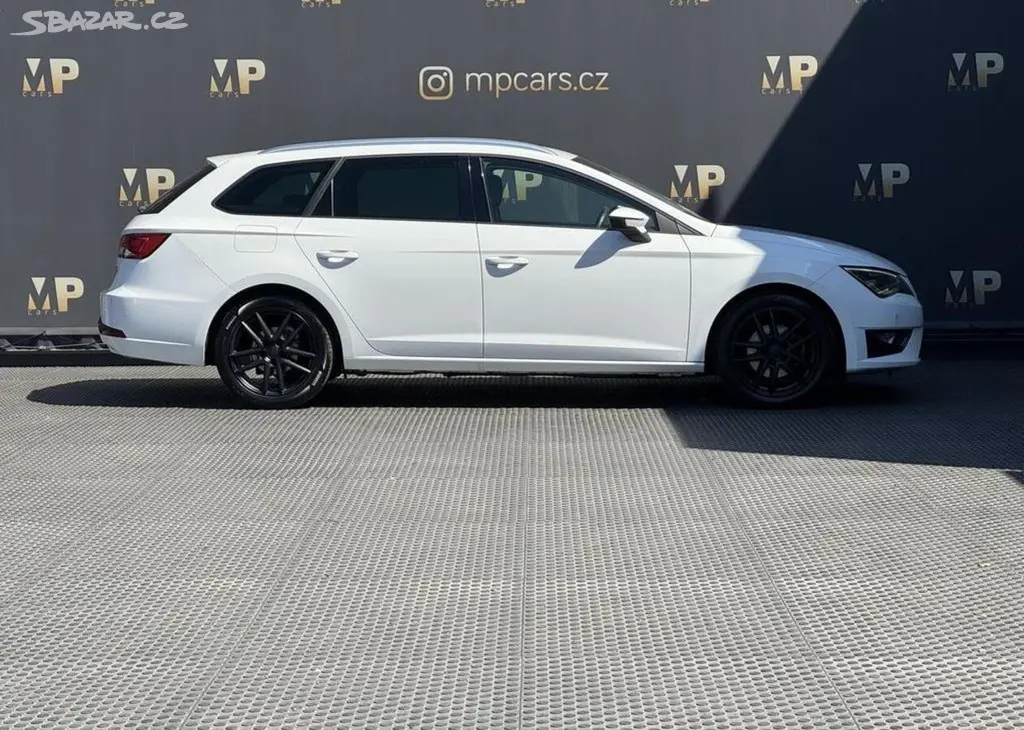 Seat Leon 1.4TSi 92kW MAN FR, Alcantara manuál - fotka 4