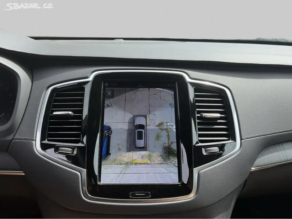 Volvo XC90, B5 AWD diesel Plus Bright Auto - fotka 4