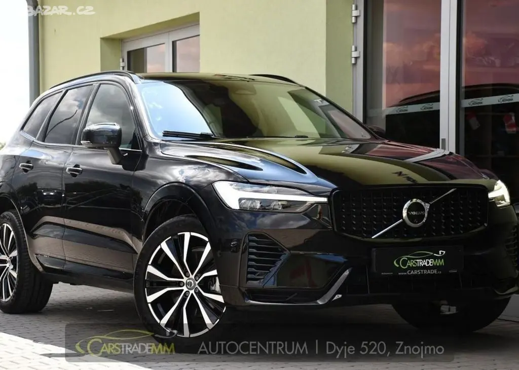 Volvo XC60 2.0T8 R-Desing RECHARGE 335 kw - fotka 6