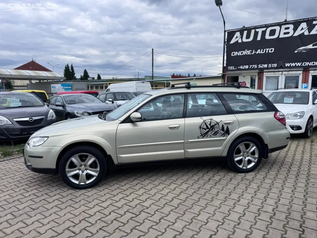 Subaru Outback, 4X4 2,5i 121 KW TAŽNÉ 2. MAJ. - fotka 2