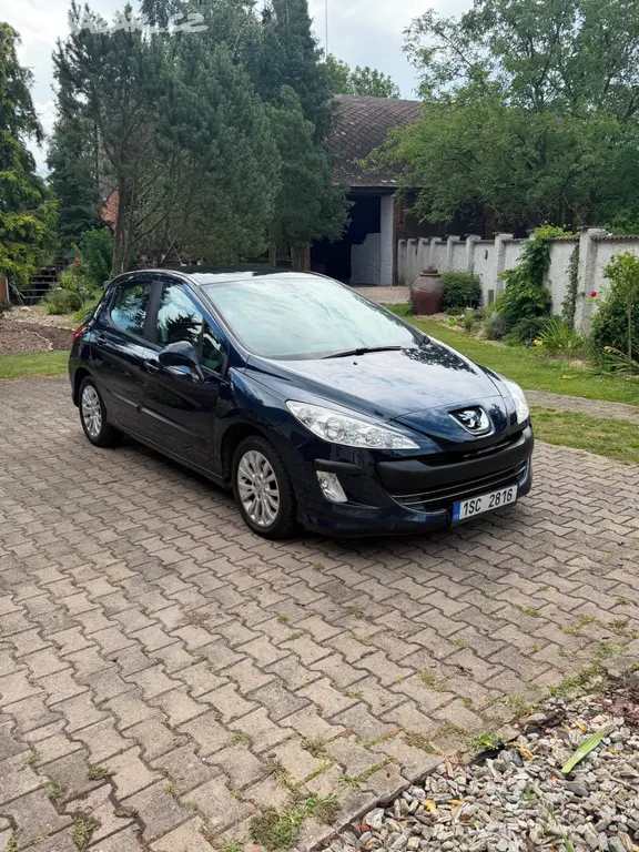 Peugeot 308 - fotka 2