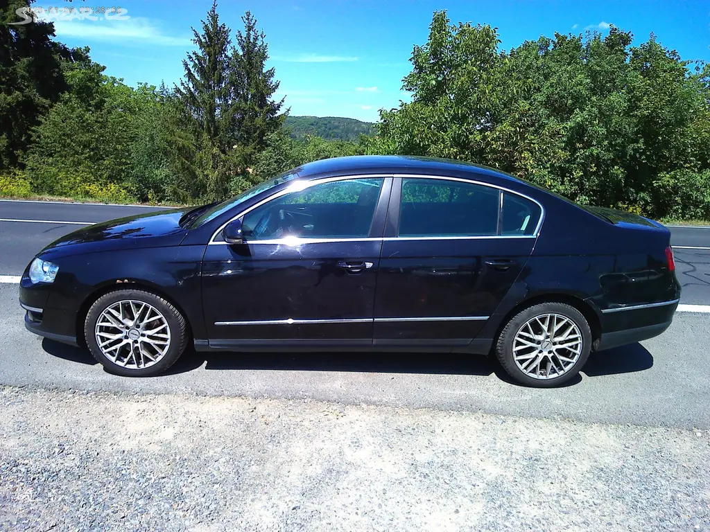 Volkswagen Passat, 2.0TDi, 125kW, klima - fotka 2