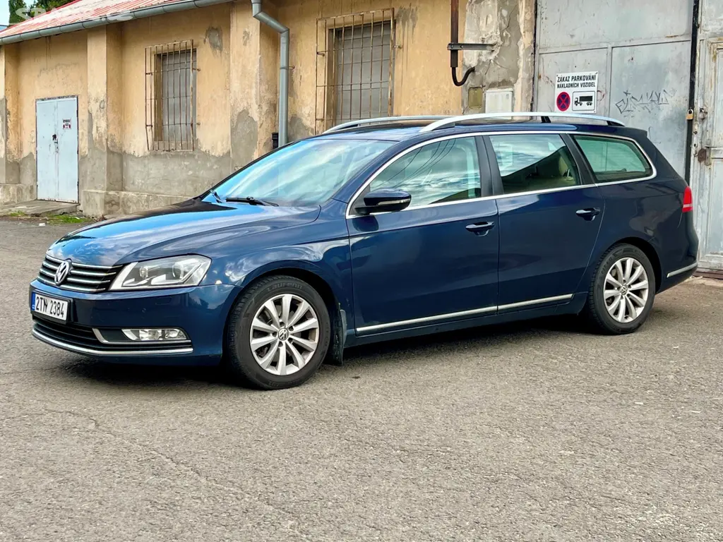 VW Passat 2.0TDI 125kW 4Motion DSG Webasto Tažné - fotka 5