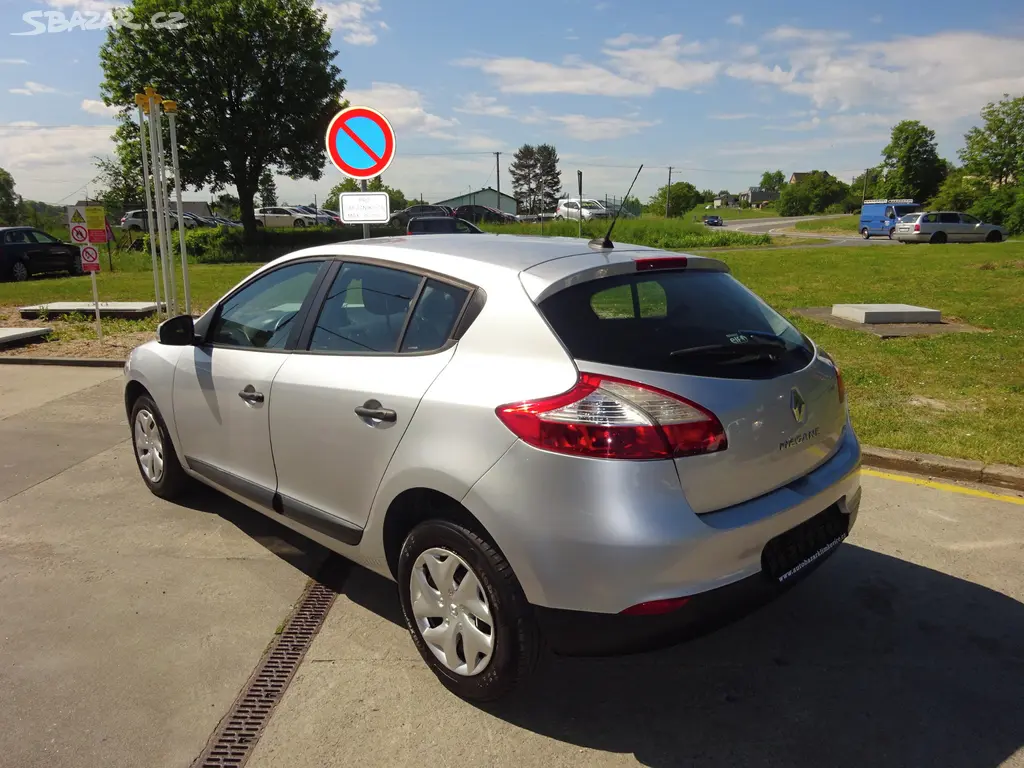 RENAULT MÉGANE 1,5 DCI, GARANCE KM, BEZ KOROZE - fotka 5