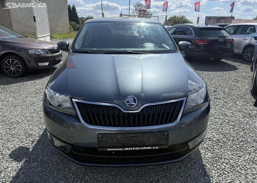 Škoda Rapid 1.2 TSI SPACEBACK benzín manuální - fotka 2