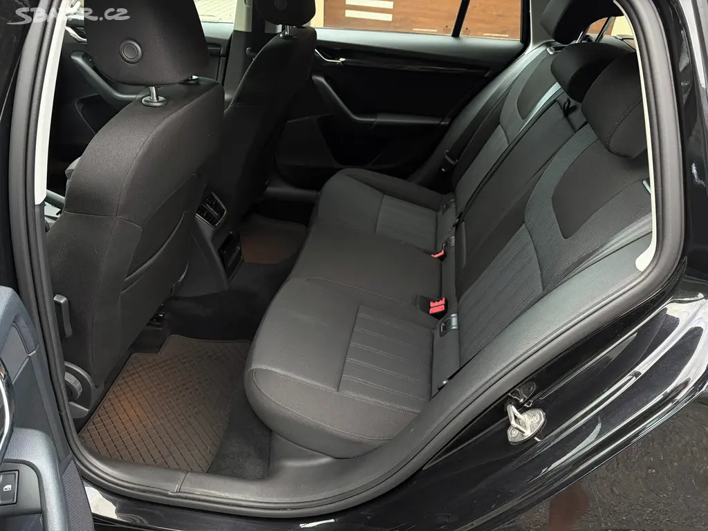 Škoda Octavia, 1.6 TDI STYLE. 85tis. km. ČR. - fotka 4