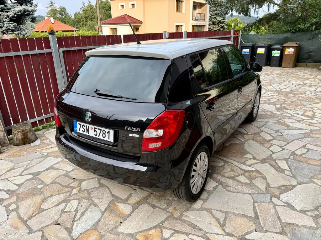Škoda Fabia, 1.2 TSI 63KW DIG.KLIMA SERVIS - fotka 4