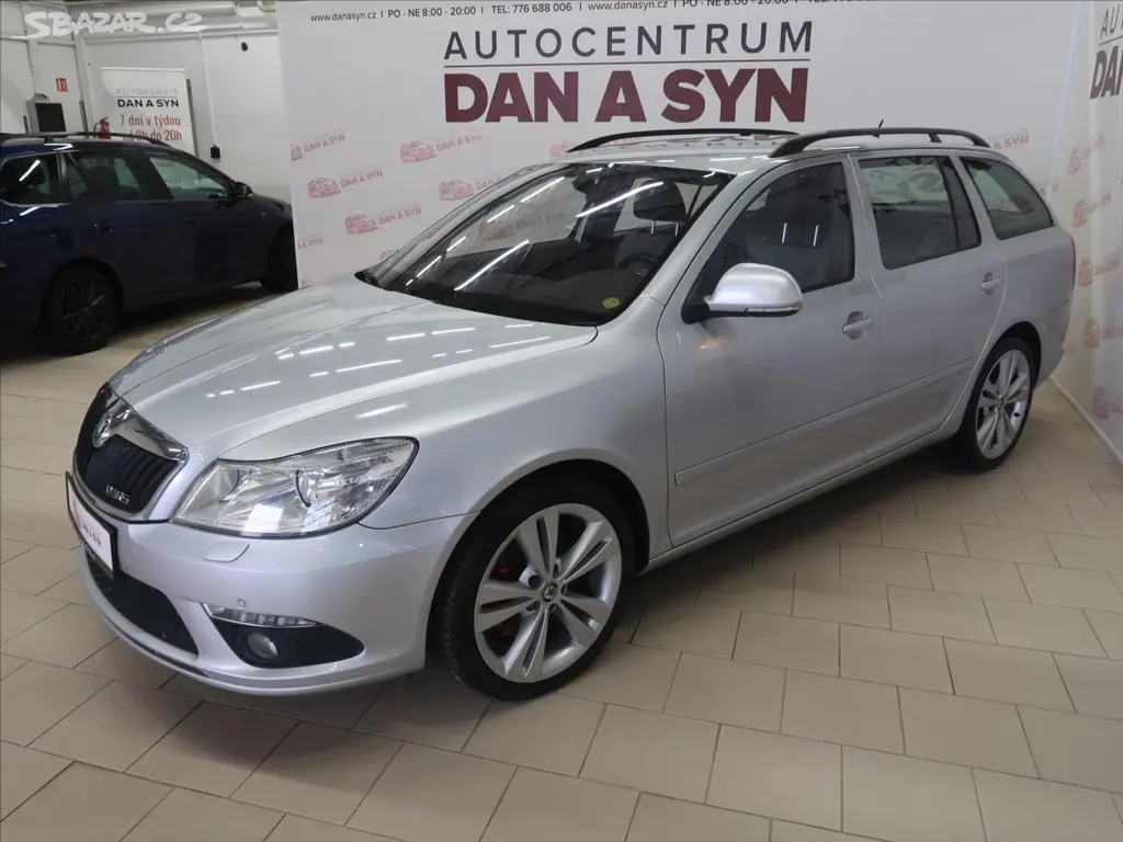 Škoda Octavia, 2,0 TDI CR RS Combi NEZ. TOPEN