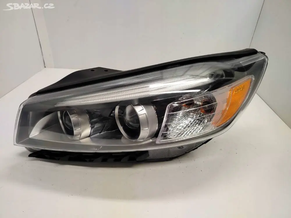 Náhled: Přední světlomet KIA Sorento III Xenon USA