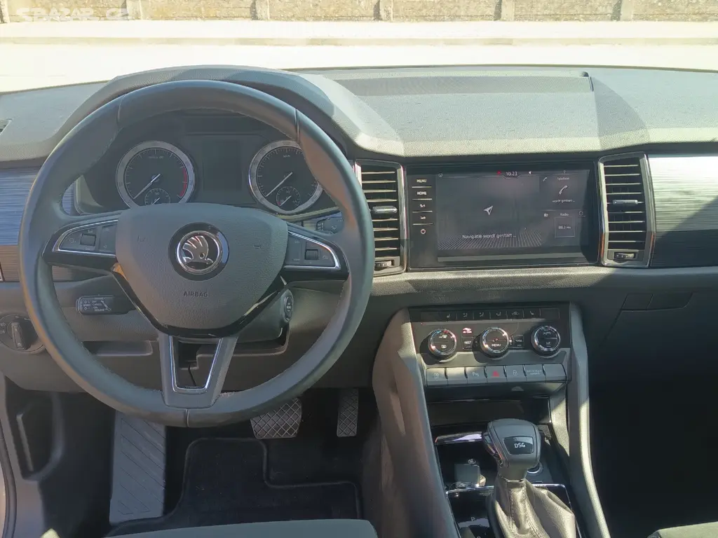 ŠKODA KODIAQ 1.5 TSI DSG BUSINESS,110 kW,ALCANTARA - fotka 6