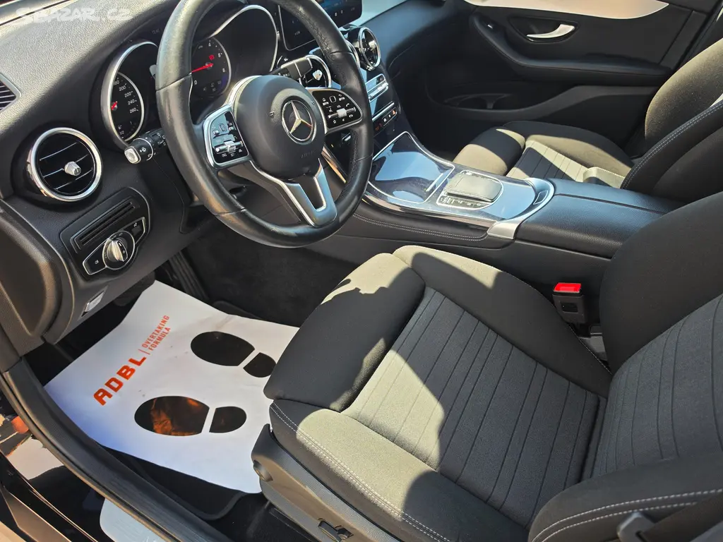 Mercedes-Benz GLC 2,0CRDi 200d Automatic 2019 NAVI - fotka 5