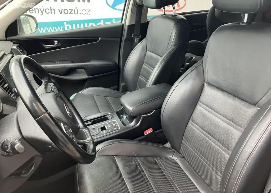 Kia Sorento 2.2-PREMIUM-ZN-SERVIS-AUTOMAT - fotka 2