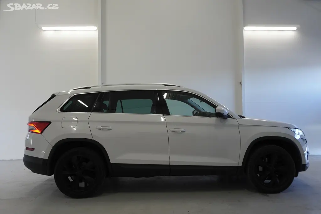 Škoda Kodiaq, KODIAQ 2.0 TSI 180 4X4 DSG7 - fotka 4