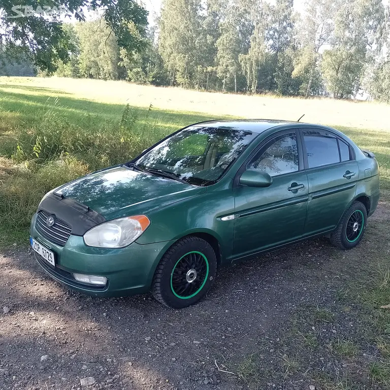 Hyundai accent 1.5 CRDI 16V VGT NOVÁ STK - fotka 6