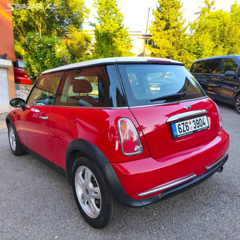 Mini One 1.6 benzín 66kw, 94000km - fotka 5