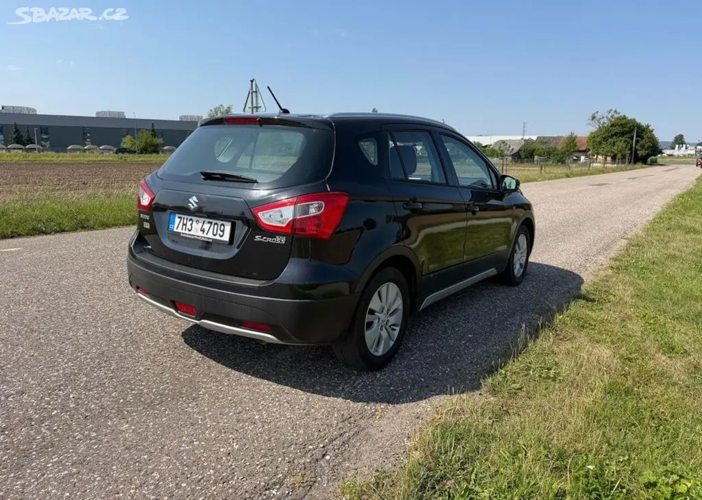Suzuki SX4 S-Cross 1,6i/88kW Top stav , serviska - fotka 4