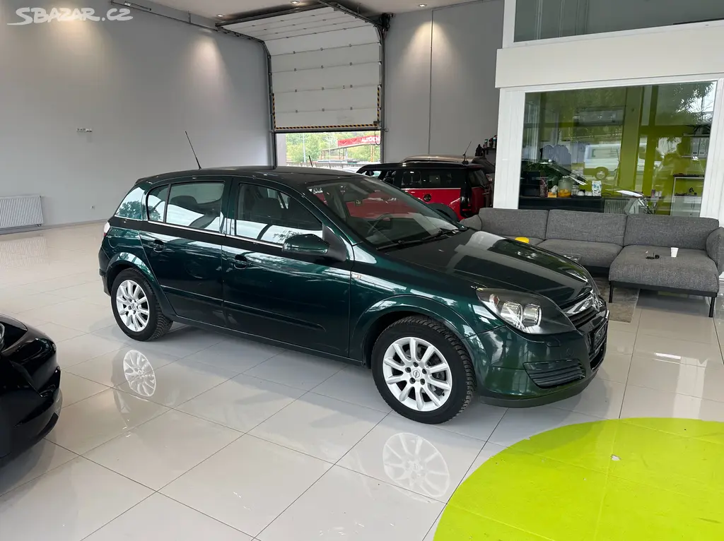 Opel Astra, 1.8 benzin, automat - fotka 3