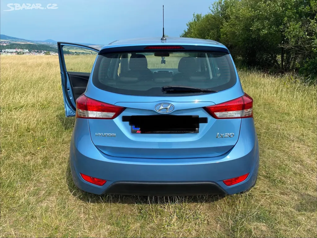 Hyundai IX20 - fotka 2