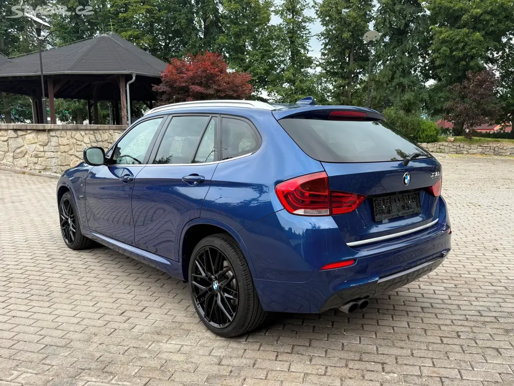 BMW X1 28i 180kW XDrive AT*105000KM*TOP - fotka 5