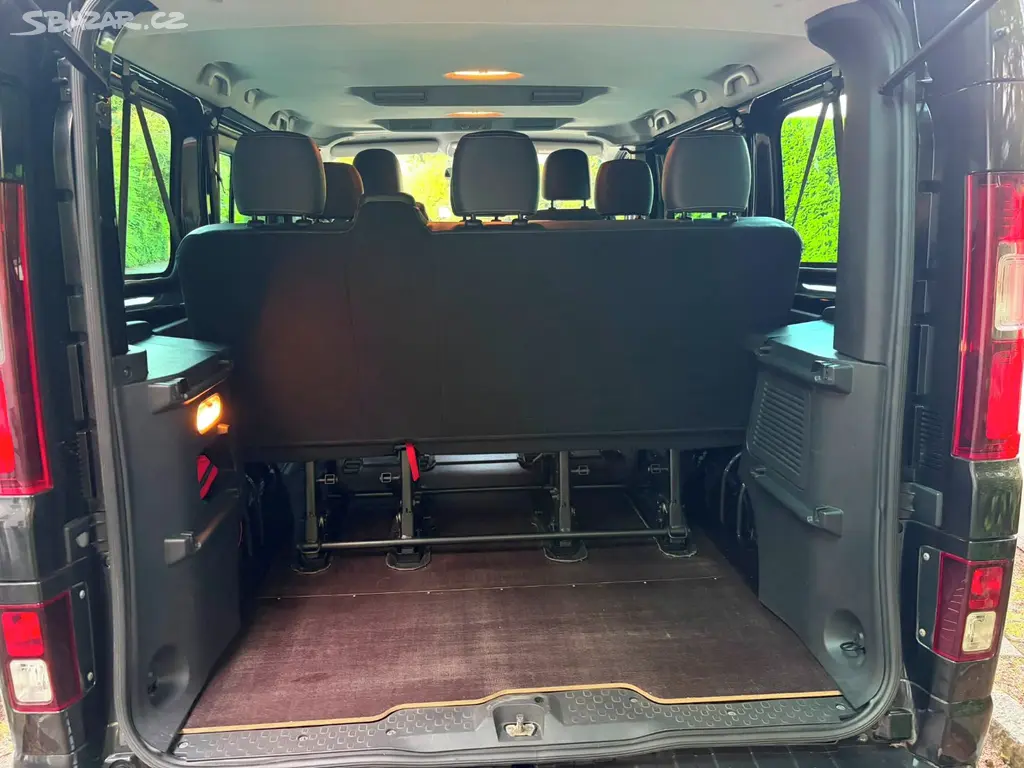 Opel Vivaro, 1.6 CDTI BiTurbo 8MÍST - fotka 5