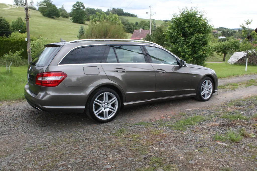 Mercedes-Benz Třídy 3.0 CDi E 350,195kw, Automat - fotka 6