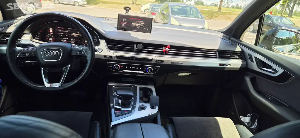 Porodam AUDI Q7 - fotka 6