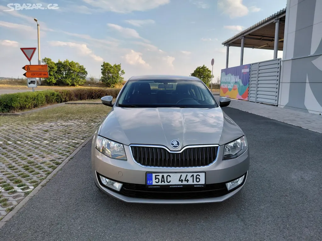 Škoda Octavia, 1.6TDI 4x4 2.MAJ EXTRA PĚKNÁ - fotka 2