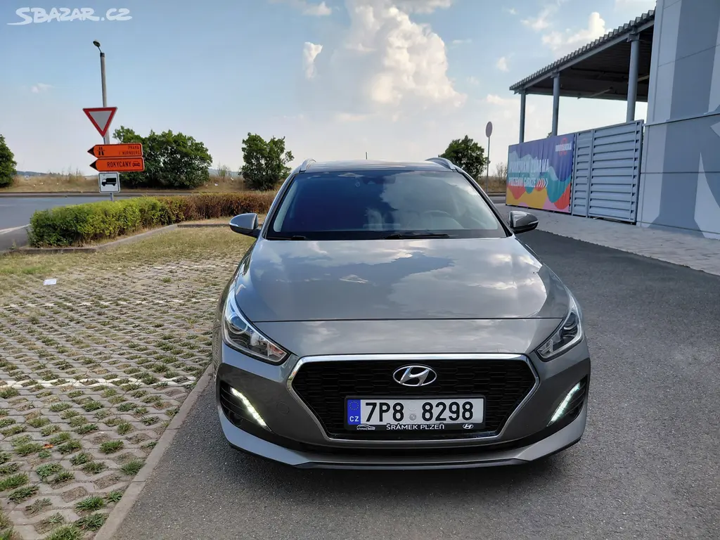 Hyundai i30, 1.4T-GDI 103KW 1MAJ EXTRA+KOLA - fotka 2