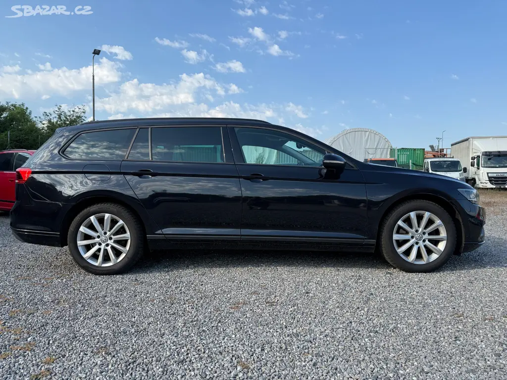 Volkswagen Passat 2.0TDi Basis 90kW DSG 2021 - fotka 4