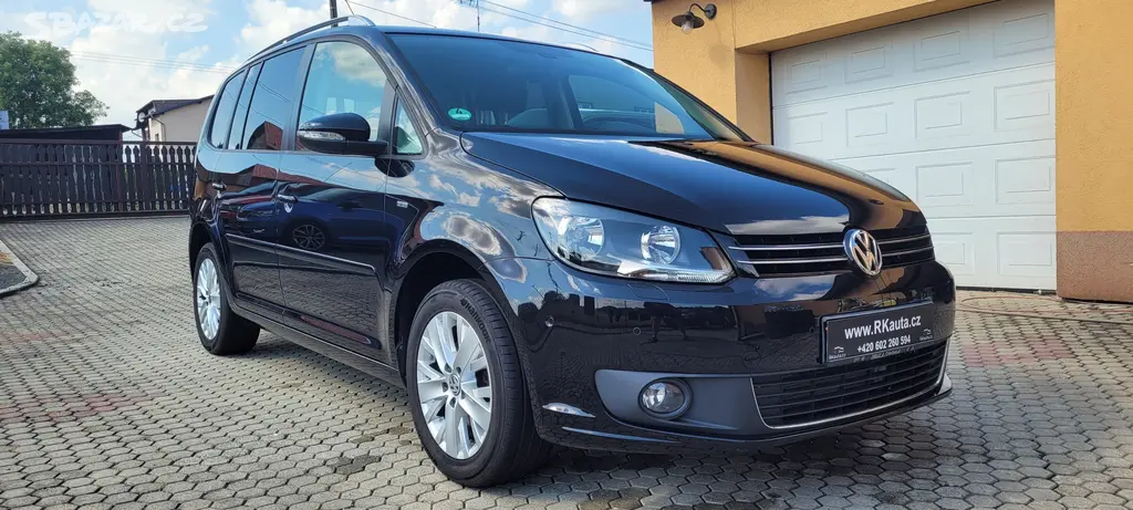 VW Touran 1,2TSi 77kW benzín "Life" - fotka 3