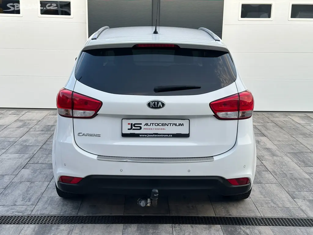 Kia Carens 1.6i 135PS Comfort Plus - fotka 5