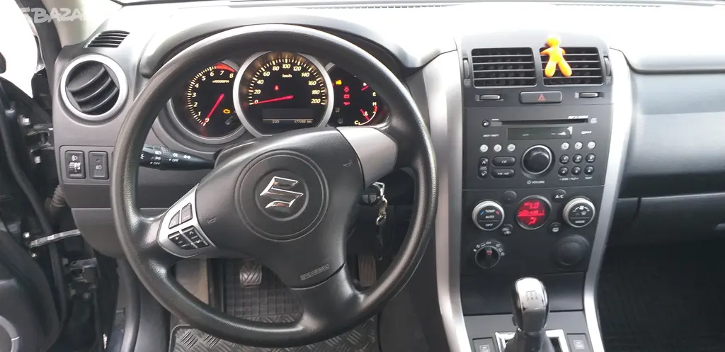 Suzuki Grand Vitara - fotka 4