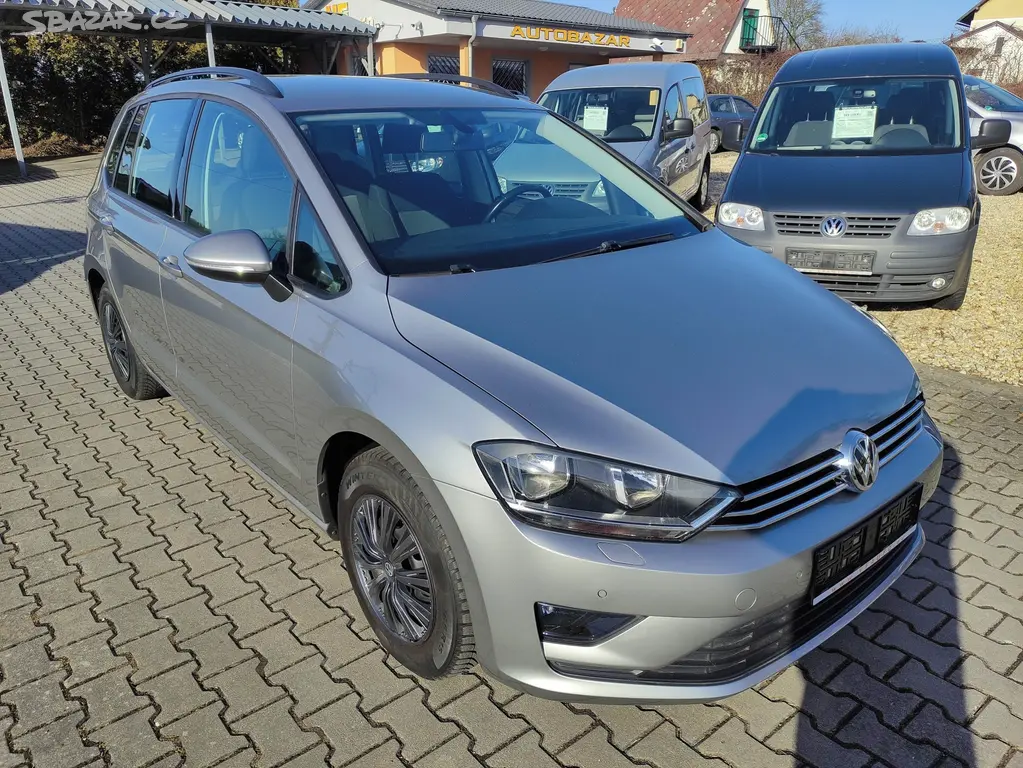 VW GOLF SPORTSVAN 1.2 TSi 81KW,ZÁVĚS,AUT.KLIMA,ESP - fotka 2