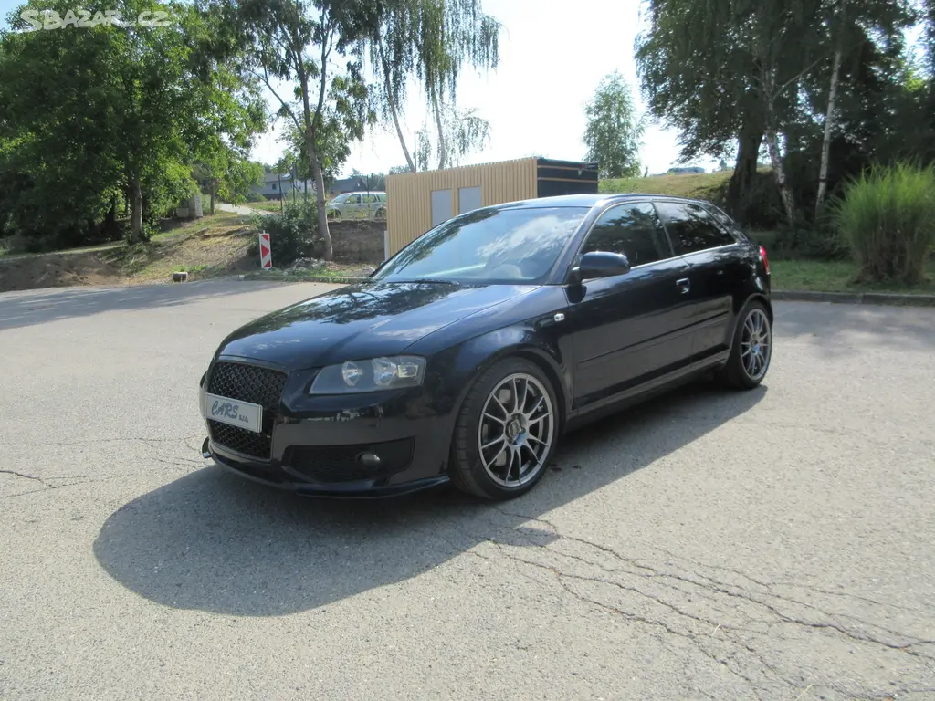 Audi A3 1.8TFSi 118Kw, Navi, ALU OZ, sport výfuk