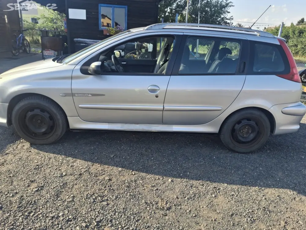 Peugeot 206 SW 1,4i 16V - fotka 6