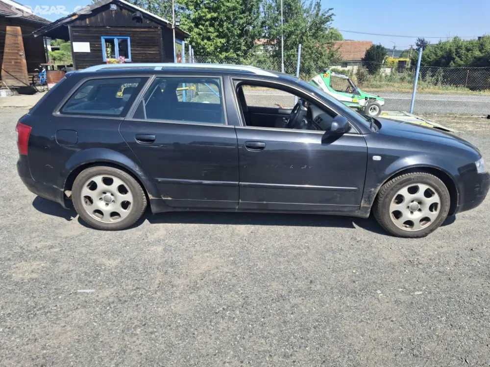 Audi A4 Avant 2,5 TDi Quattro - fotka 4