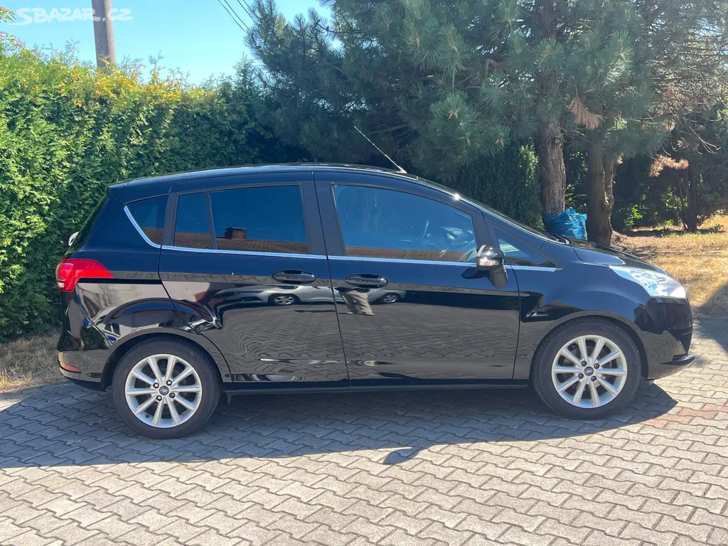 Ford B-MAX 1.4 Titanium, pouze 40 917 km - fotka 6
