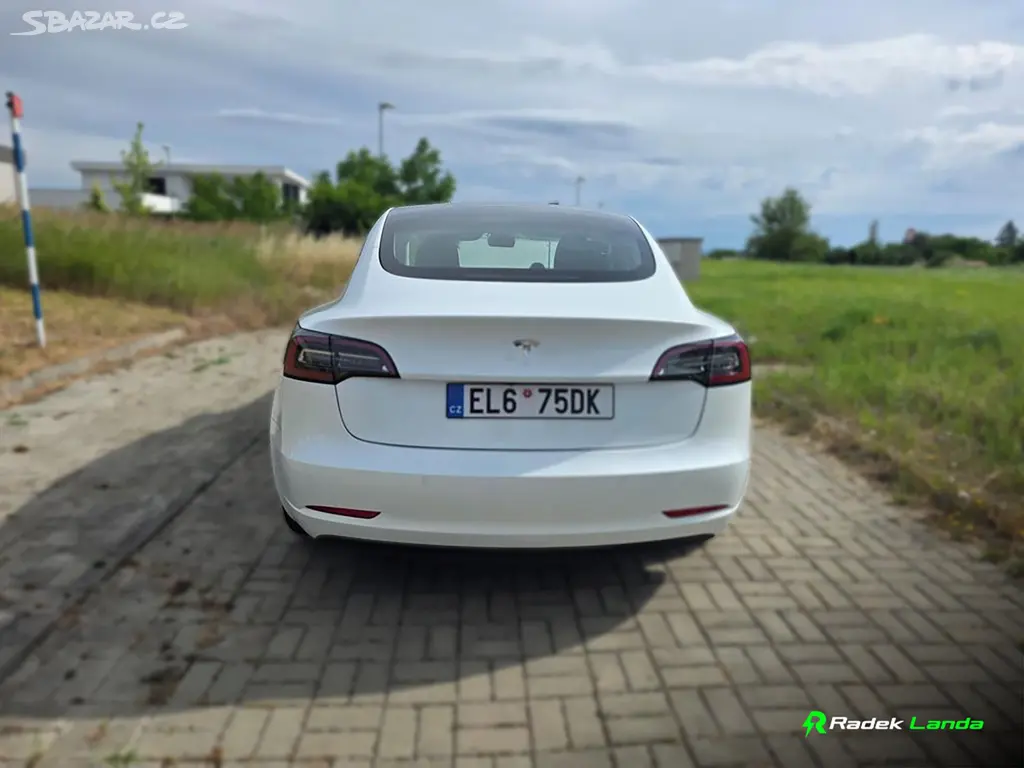 Tesla Model 3, SR+ Facelift, Tažné, DPH - fotka 3