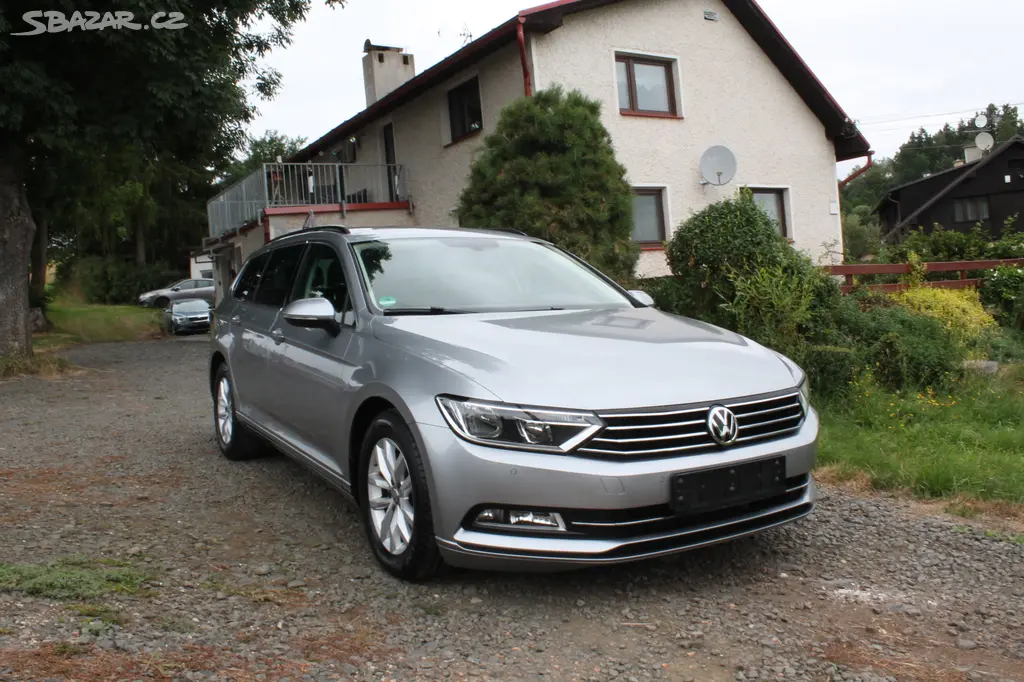 Volkswagen Passat Variant 2.0 TDi/110 kW,1 Majitel - fotka 2