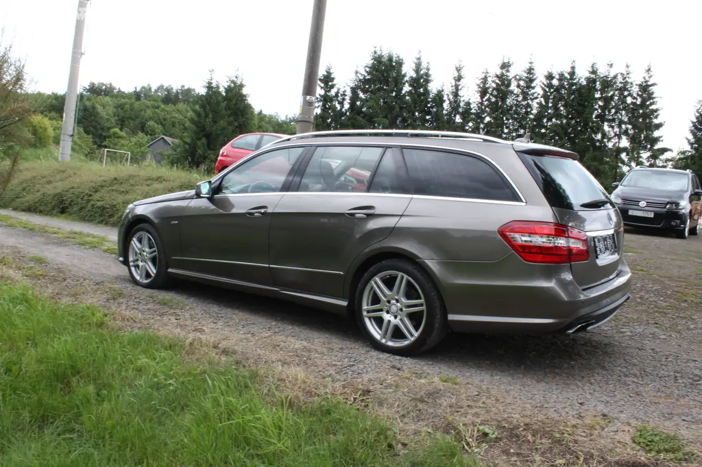 Mercedes-Benz Třídy 3.0 CDi E 350,195kw, Automat - fotka 5