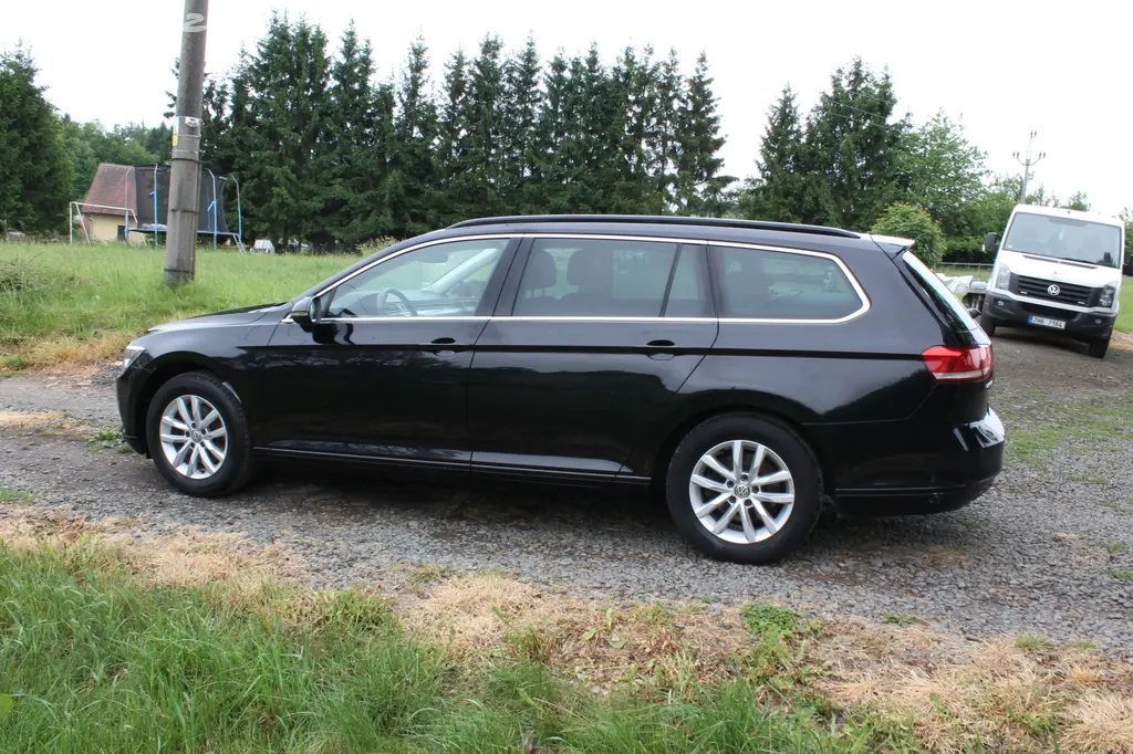 Volkswagen Passat 2.0TDi Variant-Comfortline - fotka 5
