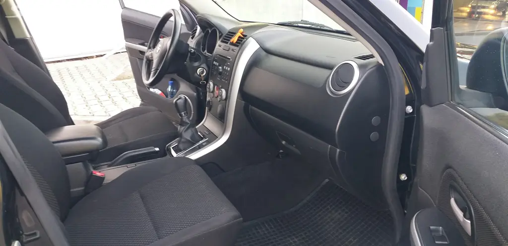 Suzuki Grand Vitara - fotka 5