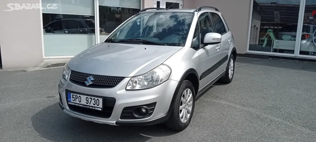 Suzuki SX4, 4x4,AUTKlima,2 sada kol - fotka 3