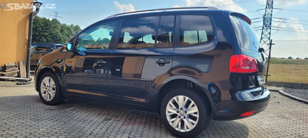 VW Touran 1,2TSi 77kW benzín "Life" - fotka 5