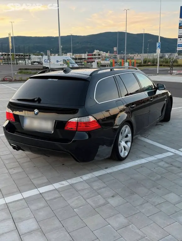 BMW e61 525d Individual! - fotka 4