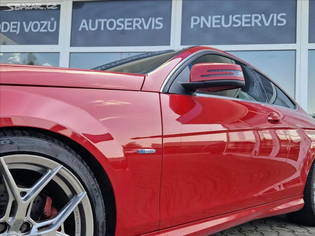 Mercedes-Benz Třídy C, 3,5 i V6 225kW 4MATIC KŮŽE ALU - fotka 5