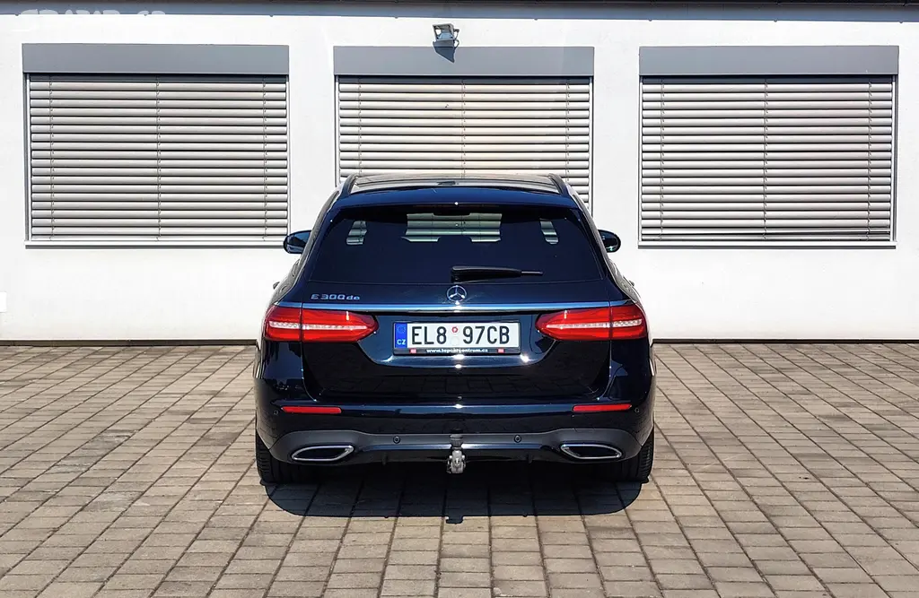 Mercedes-Benz Třídy E, 1.95, E 300 de, tažné - fotka 6
