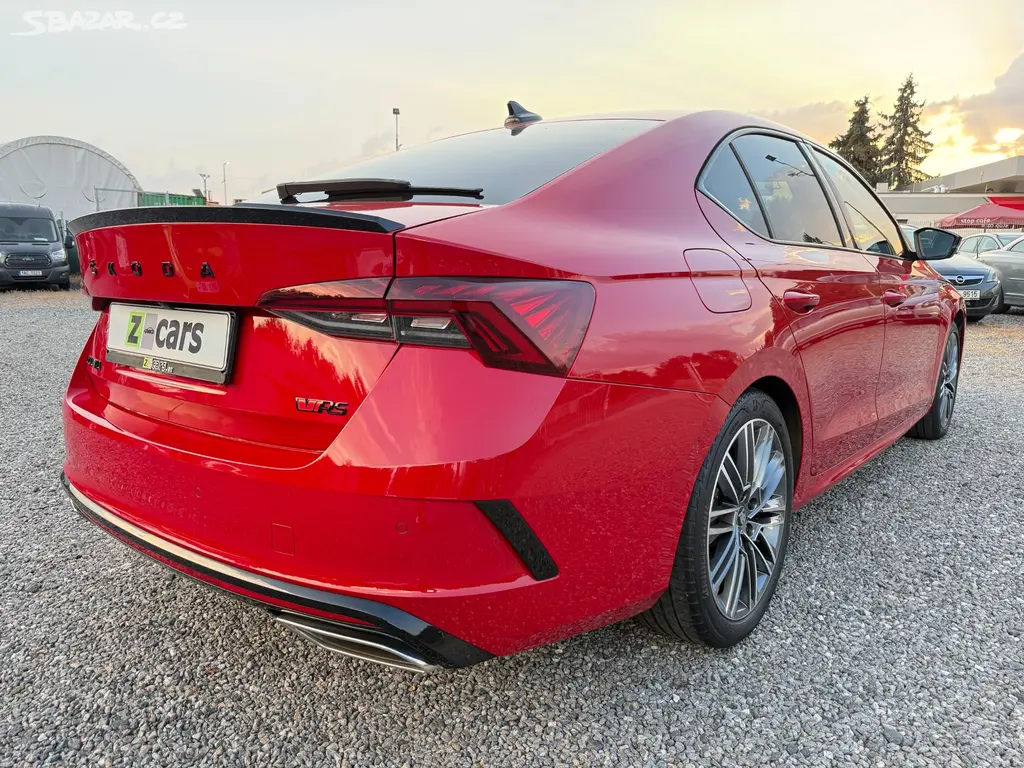 Škoda Octavia 2.0TSi RS 180kW DSG CANTON - fotka 5